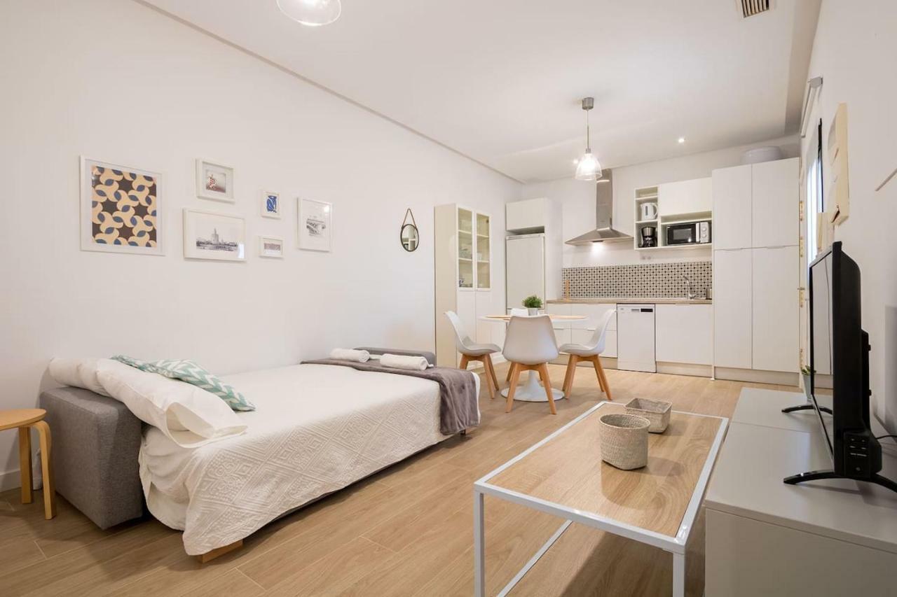 סביליה Triana Alfareria Suites By Valcambre מראה חיצוני תמונה