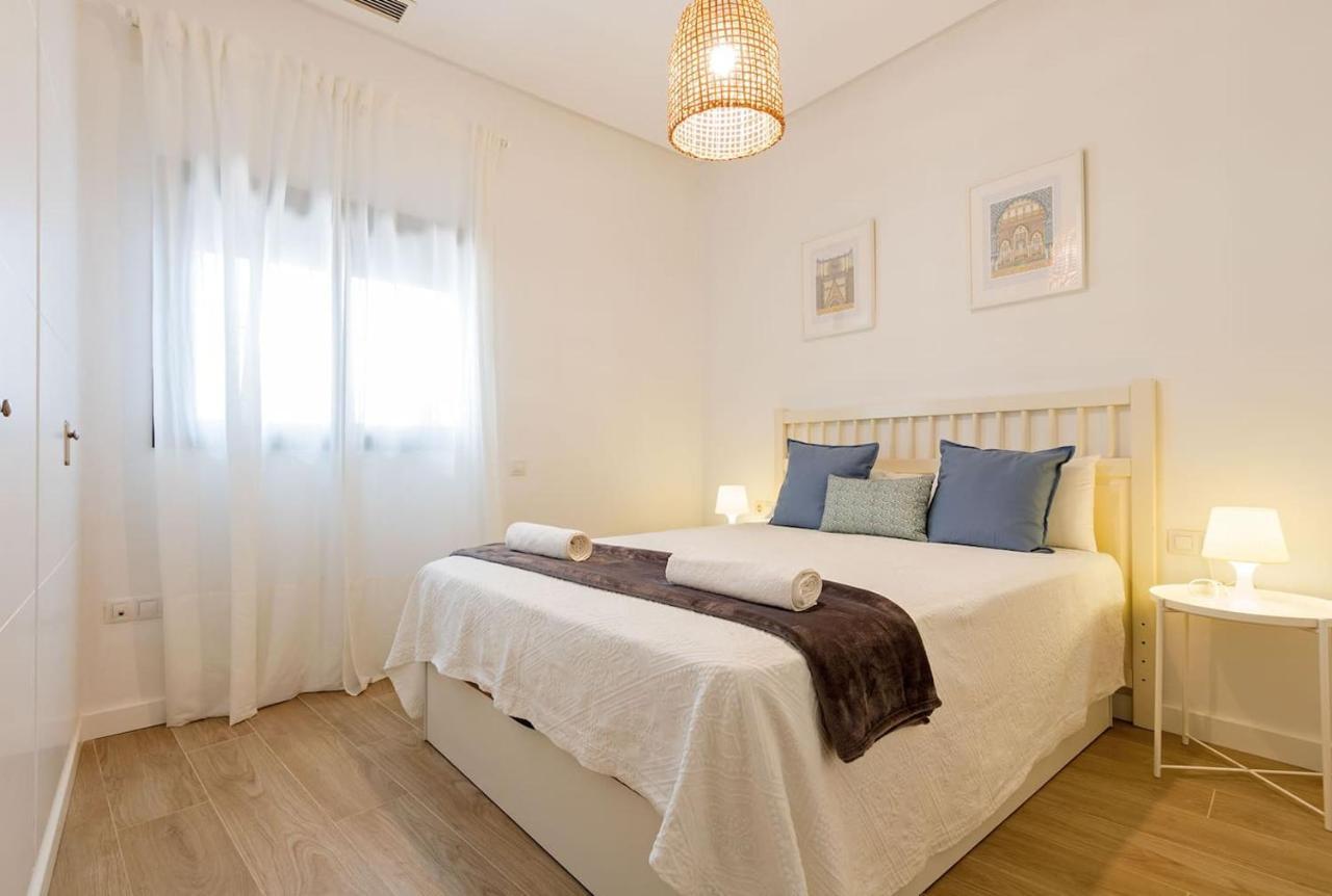 סביליה Triana Alfareria Suites By Valcambre מראה חיצוני תמונה